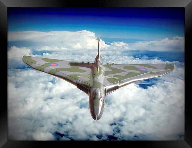  Vulcan XH558 In The Sky !! Framed Print by Colin Williams Photography