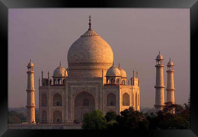  Taj Mahal Sunset   Framed Print by Aidan Moran