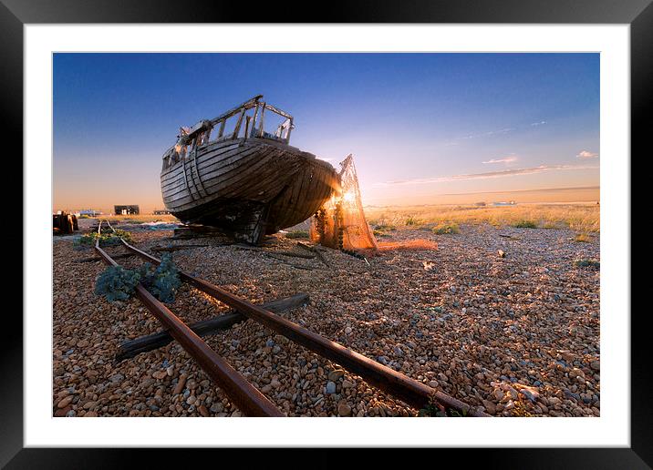 Dungeness Sunset Framed Mounted Print by Ian Hufton