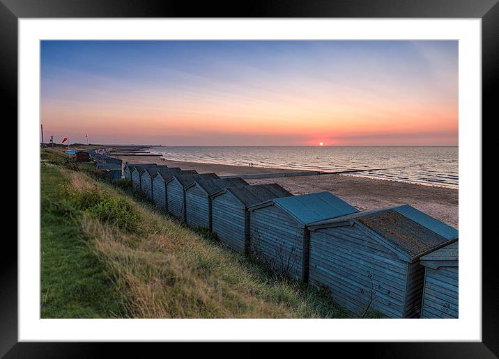  Minnis Bay Sunset Framed Mounted Print by Ian Hufton
