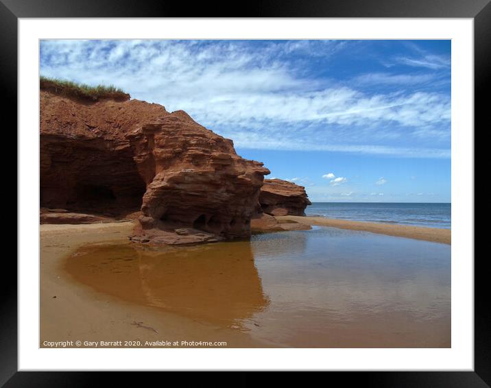 Thunder Cove Beach. P.E.I. Framed Mounted Print by Gary Barratt