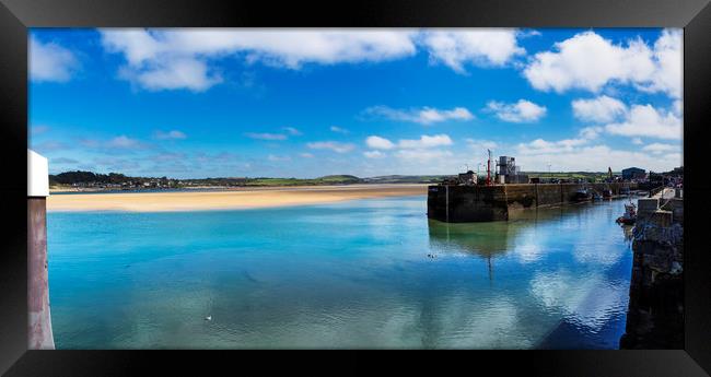 Padstow Sands. Framed Print by Maggie McCall