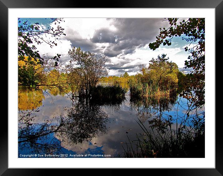 Stockers Lake in reflection Framed Mounted Print by Sue Bottomley