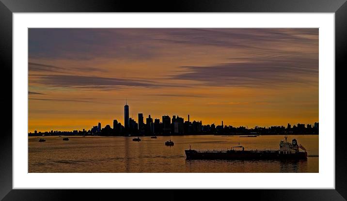 New York, New York so good they named it twice     Framed Mounted Print by Sue Bottomley