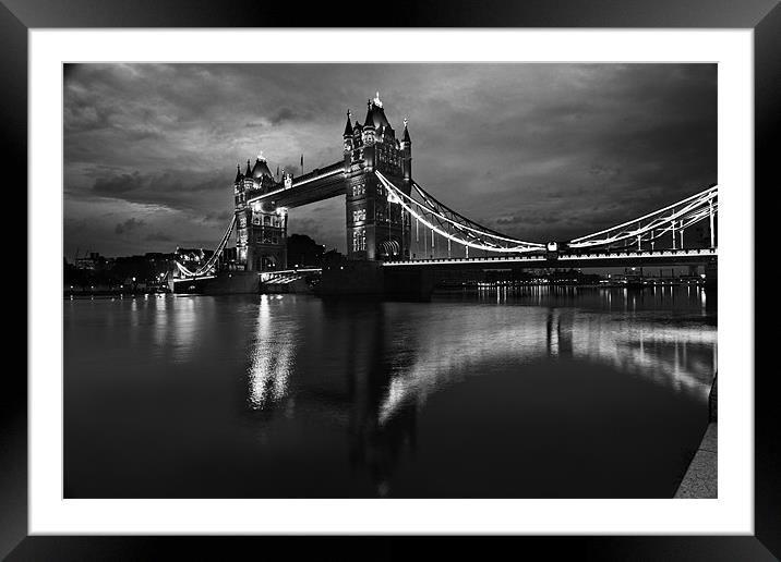 Tower bridge at dusk Framed Mounted Print by David Smith