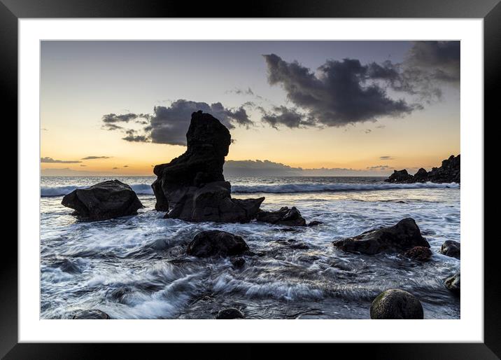 Incoming tide and rocks Framed Mounted Print by Phil Crean