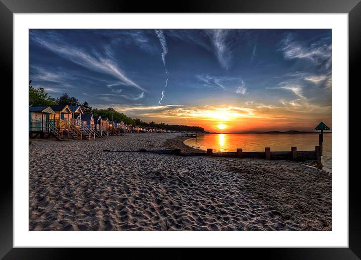 Wells beach hut sunset Framed Mounted Print by Gary Pearson