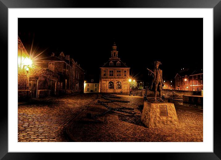  Captain Vancouvers statue on Purfleet Quay  Framed Mounted Print by Gary Pearson