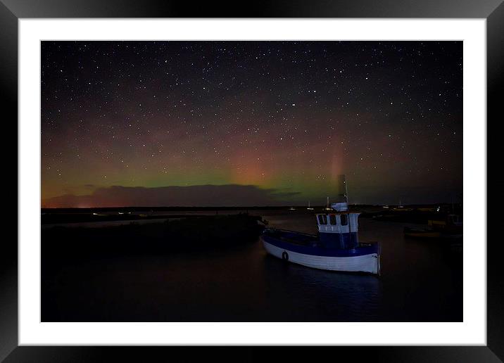  The Northern lights come to Brancaster Staithe 18 Framed Mounted Print by Gary Pearson