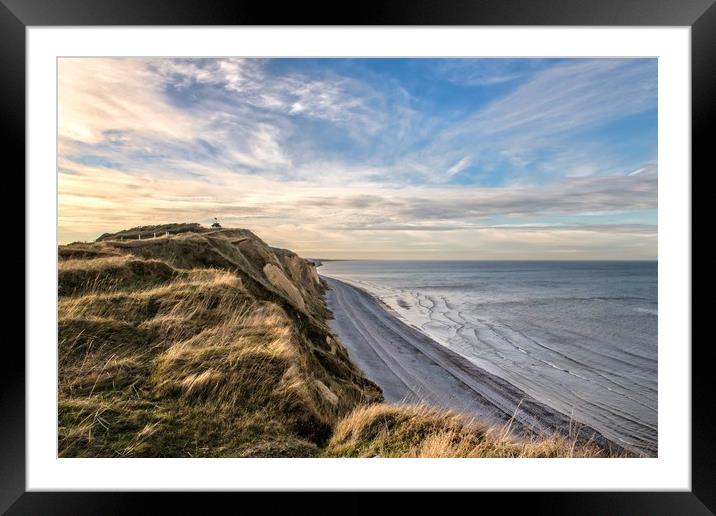 Sheringham cliffs and the coastwatch station Framed Mounted Print by Gary Pearson