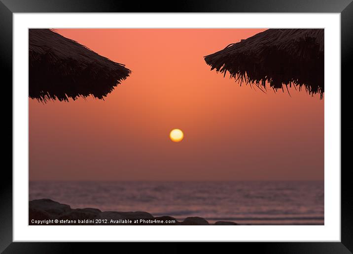 Sunrise with beach parasols, Dahab, Egypt Framed Mounted Print by stefano baldini