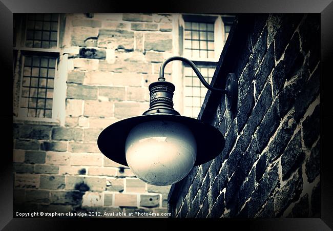 The old wall lamp Framed Print by stephen clarridge