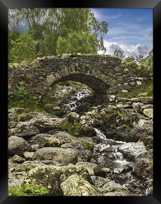 Old Stone Bridge Framed Print by Darren Frodsham