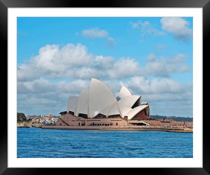 Sydney Opera House  Framed Mounted Print by David Worthington