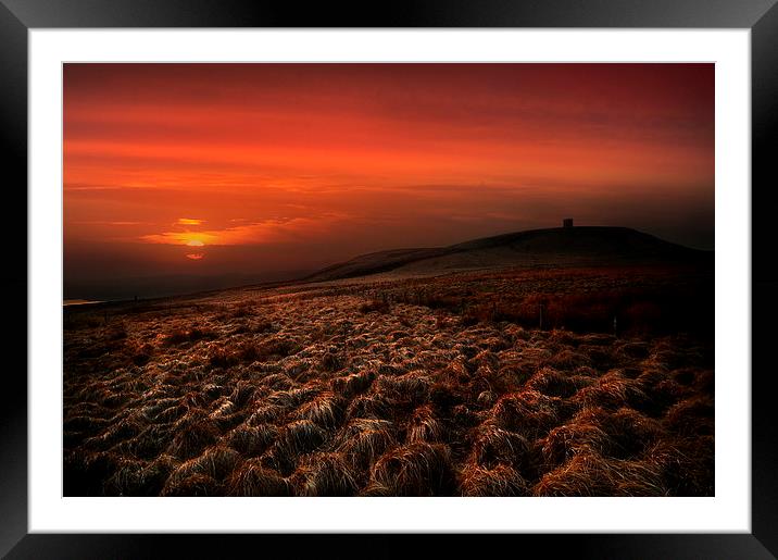 Rivington pike sunset Framed Mounted Print by Robert Fielding