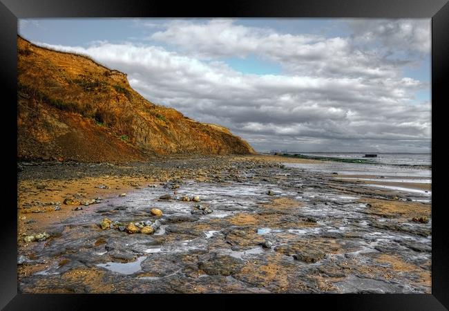 Walton on the Naze Essex Framed Print by Diana Mower