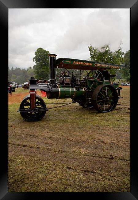 Steam Traction Engine Framed Print by Duncan Harley