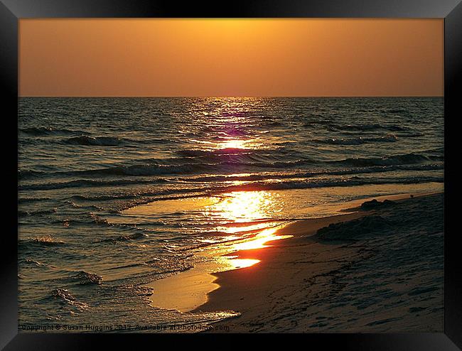 Ocean Mirror Sunset Framed Print by Susan Medeiros