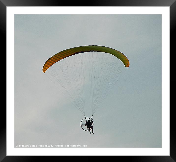 Sunset Paragliding Framed Mounted Print by Susan Medeiros