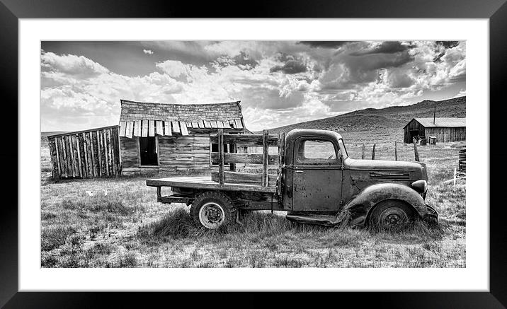  Old Pick Up Truck  Framed Mounted Print by paul lewis