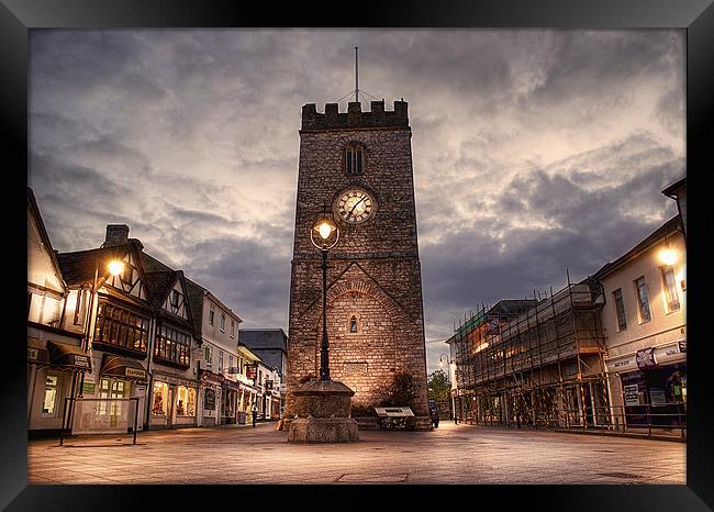 St Leonard's Tower. Framed Print by Louise Wagstaff