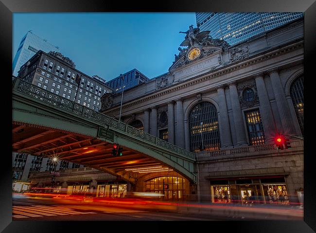 Grand Central Terminal Framed Print by Susan Candelario