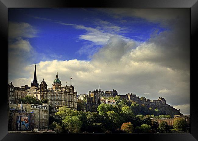 THE CITY OF EDINBURGH Framed Print by dale rys (LP)