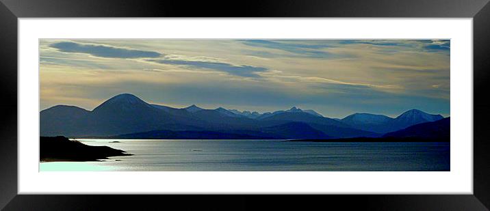  skye view   Framed Mounted Print by dale rys (LP)