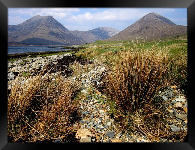 on skye  Framed Print by dale rys (LP)