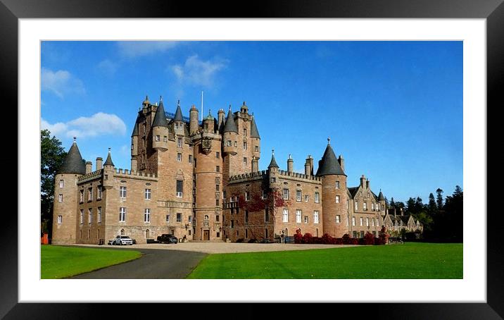 glamis castle Framed Mounted Print by dale rys (LP)