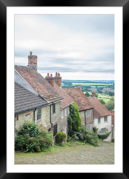Gold Hill, Shaftesbury  Framed Mounted Print by Graham Custance
