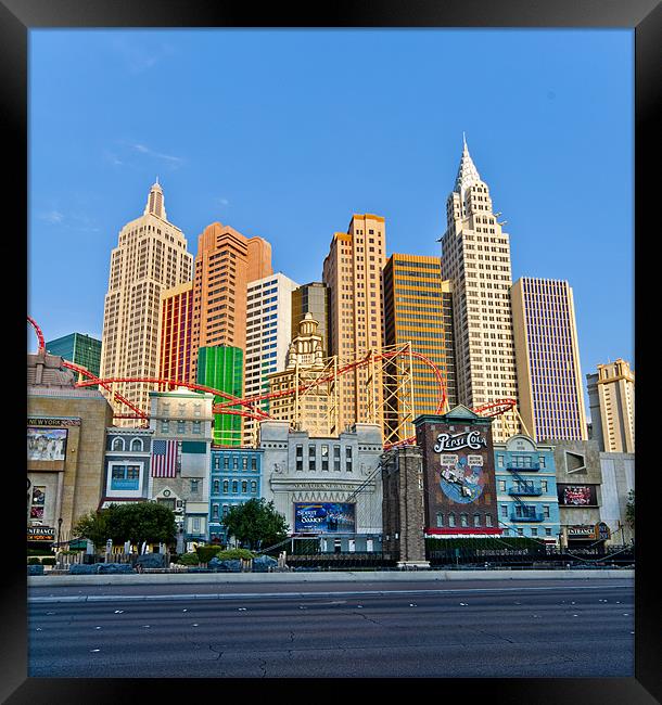 New York New York, Vegas Framed Print by simon  davies
