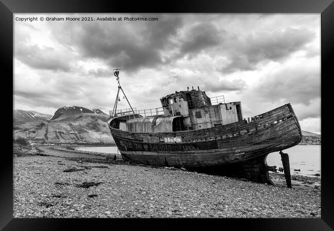 Ship wreck at Corpach monochrome Framed Print by Graham Moore