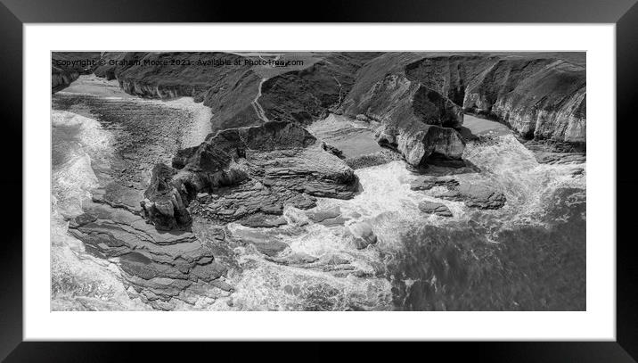 Thornwick Bay and Little Thornwick monochrome Framed Mounted Print by Graham Moore