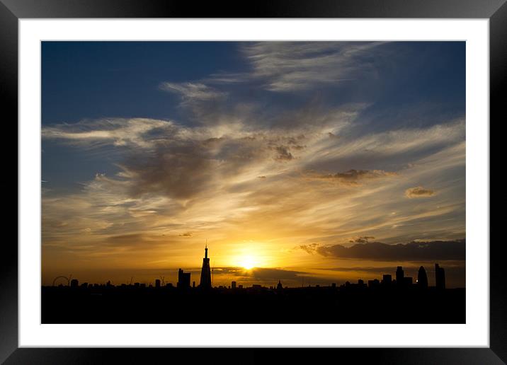 London Sun Down Framed Mounted Print by Vitor Da Silva