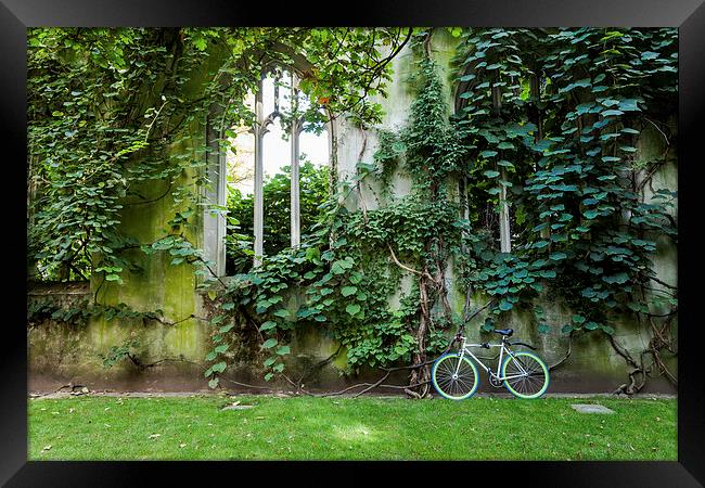 Bike at St Dunstan Framed Print by Vitor Da Silva