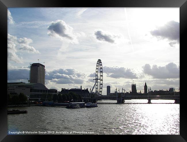 The London Eye Framed Print by Malcolm Snook