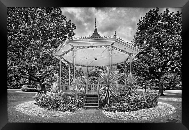 Vivary Park Bandstand, Taunton Framed Print by Darren Galpin