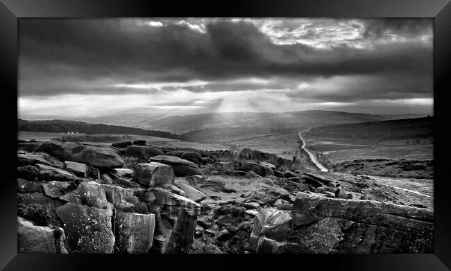 Hope Valley Sunset, Peak District Framed Print by Darren Galpin