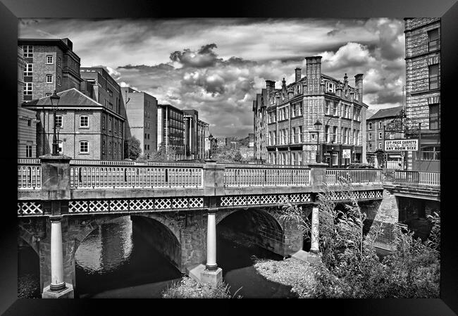 Lady's Bridge Sheffield Framed Print by Darren Galpin