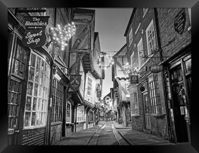 The Shambles York Framed Print by Darren Galpin