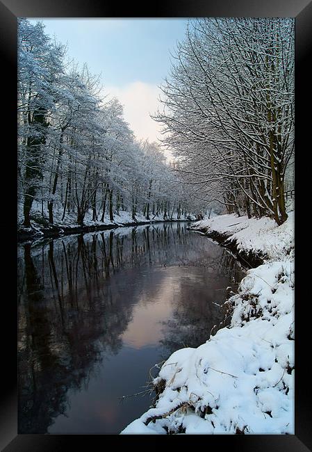River Don Reflections Framed Print by Darren Galpin