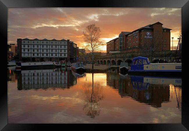Victoria Quays Sunset, Sheffield Framed Print by Darren Galpin