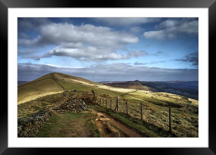 Footpath to Lose Hill  Framed Mounted Print by Darren Galpin