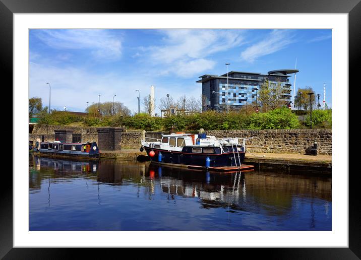 Victoria Quays, Sheffield                          Framed Mounted Print by Darren Galpin