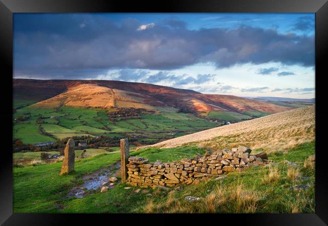 Hollins Cross & Vale of Edale                      Framed Print by Darren Galpin