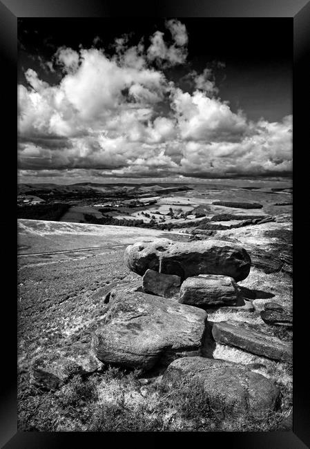Hope Valley from Stanage Edge                      Framed Print by Darren Galpin