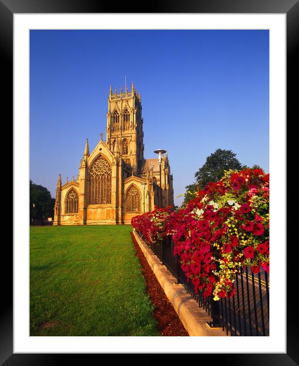 St Georges Church,Doncaster Framed Mounted Print by Darren Galpin