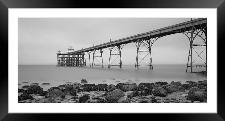 clevedon pier Framed Mounted Print by kevin murch
