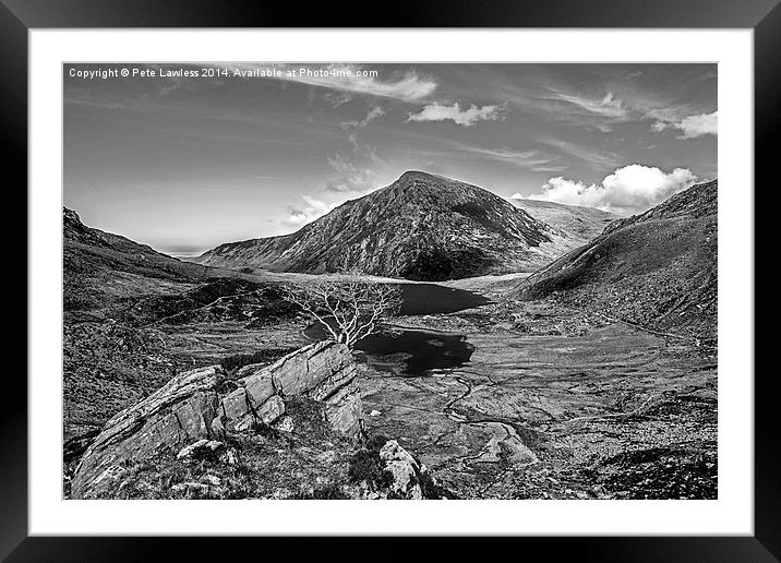 Llyn Idwal and Pen Yr Old Wen mono Framed Mounted Print by Pete Lawless
